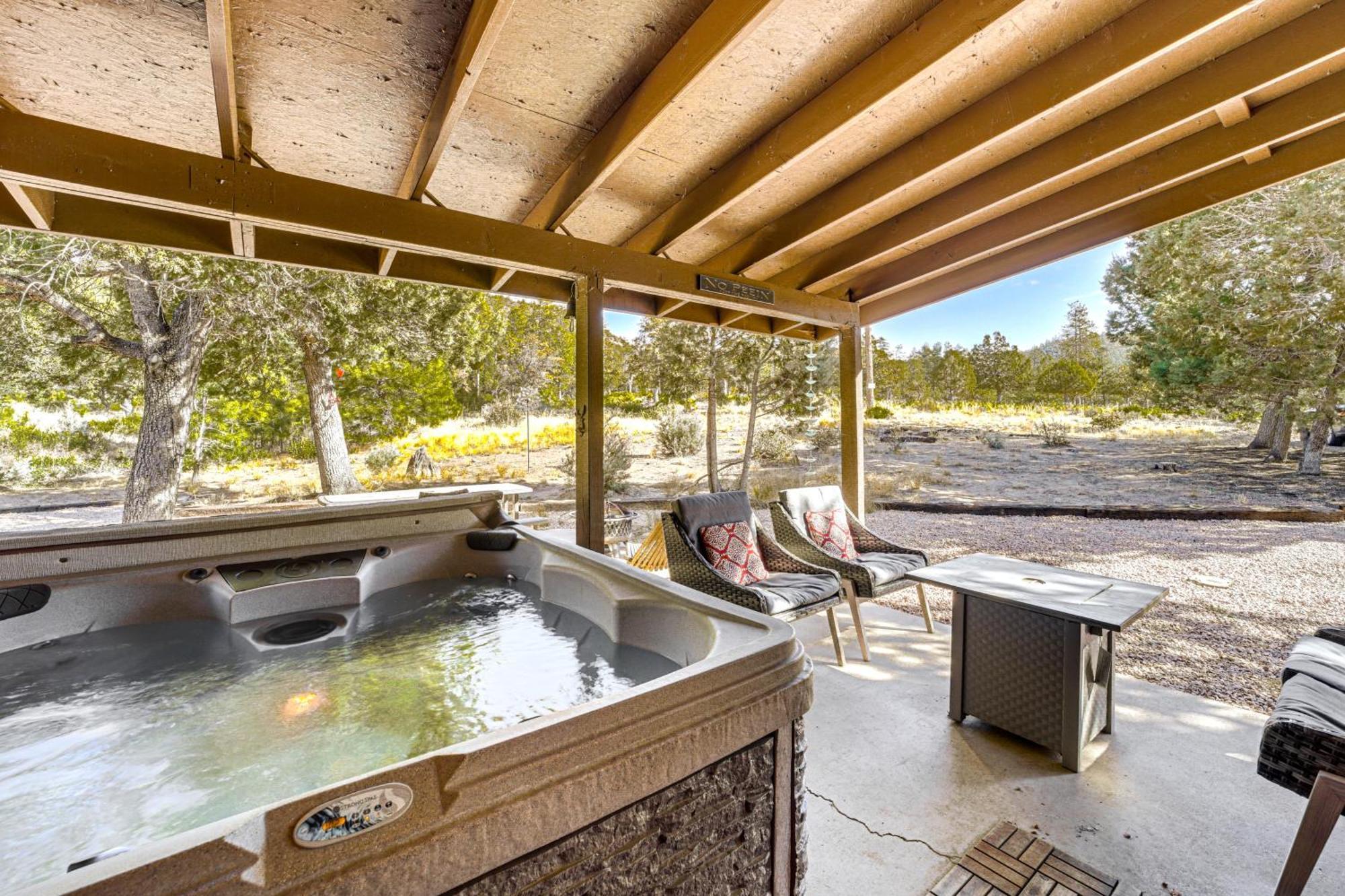 Peaceful Strawberry Cabin Fire Pit And Hot Tub Pine Exterior foto